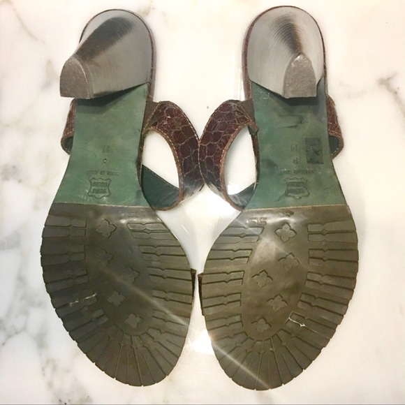 Donald J. Pliner Sandals Brown crocodile - Picture 7 of 8